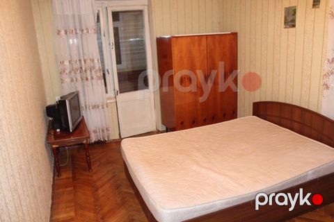 Satılır 1 otaqlı köhnə tikili 35 m²