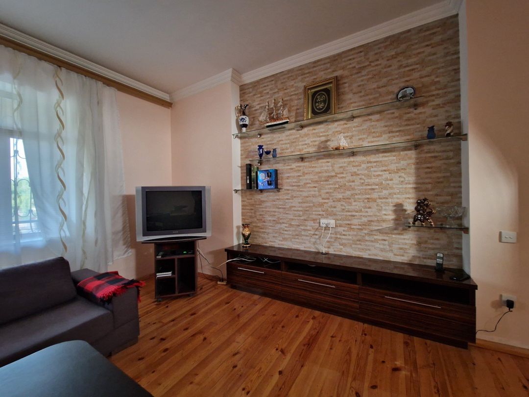 İcarəyə verilir 5 otaqlı həyət evi/bağ evi 350 m² — Ev, villa, Bakı (11)