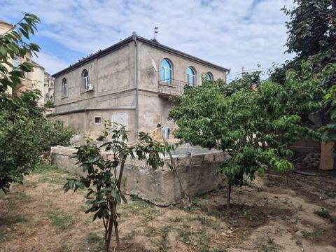 Satılır 7 otaqlı həyət evi/bağ evi 420 m² — Bakı