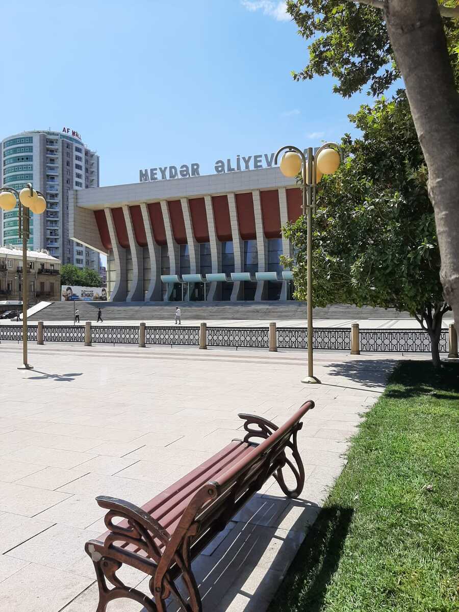 Satılır 3 otaqlı köhnə tikili 104 m² — Mənzil, Bakı