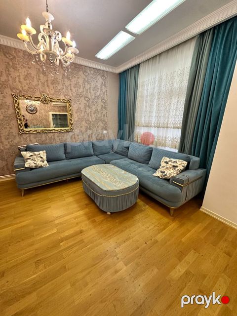 İcarəyə verilir 3 otaqlı yeni tikili 100 m²