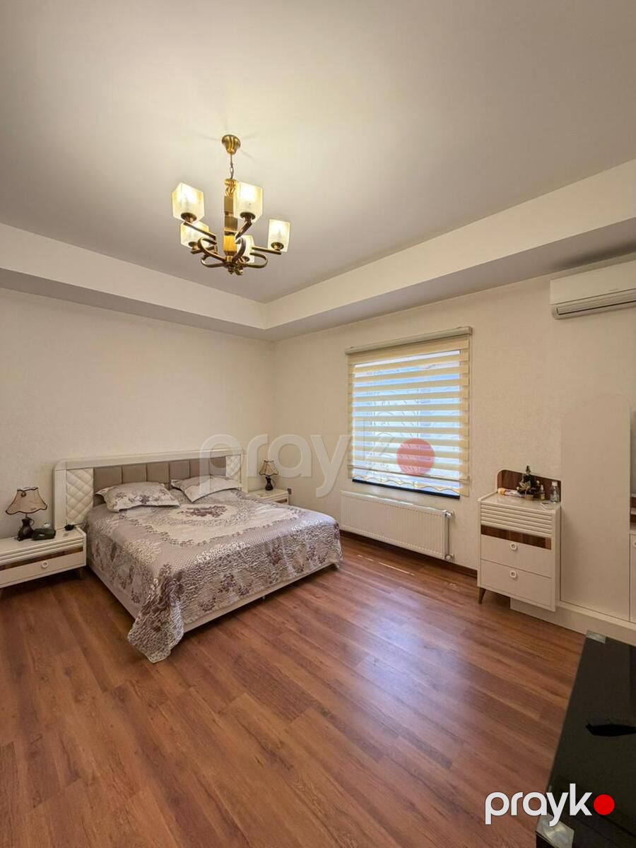 Satılır 5 otaqlı həyət evi/bağ evi 200 m² — Ev, villa, Bakı (9)