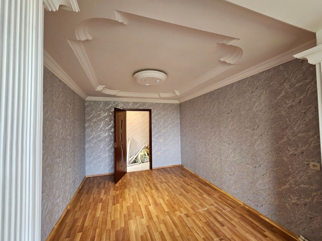 Satılır 2 otaqlı köhnə tikili 60 m² — Mənzil, Bakı (2)