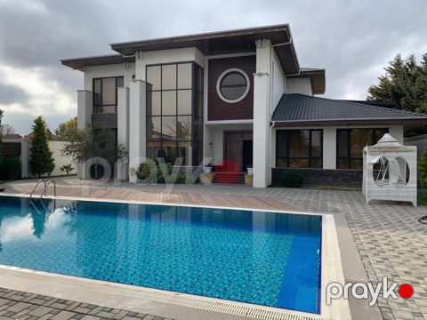 İcarəyə verilir 7 otaqlı həyət evi/bağ evi 320 m²