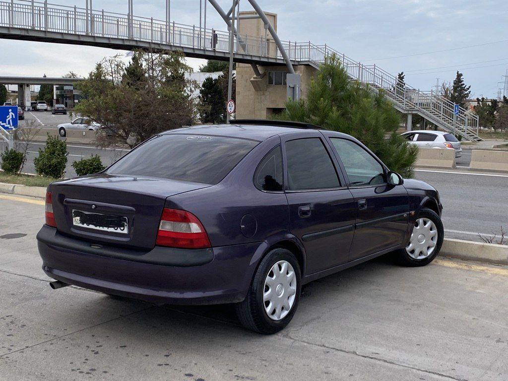 Opel Vectra, 2.0 L, 1997 il, 234 000 km — Avtomobillər, Sumqayıt (10)