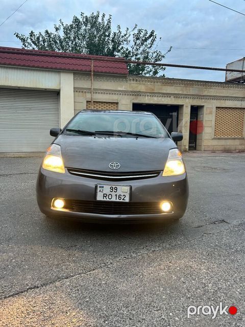 Toyota Prius, 1.5 L, 1.3 kWh, 2007 il, 643 738 km