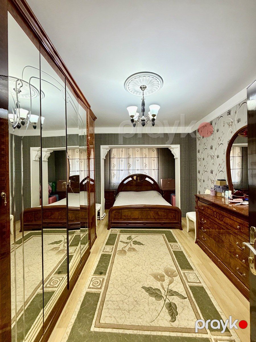 Satılır 2 otaqlı köhnə tikili 62 m² — Mənzil, Bakı (3)