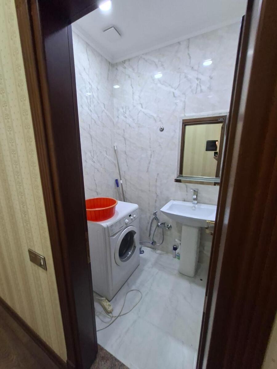 İcarəyə verilir 3 otaqlı yeni tikili 140 m² — Mənzil, Bakı (10)