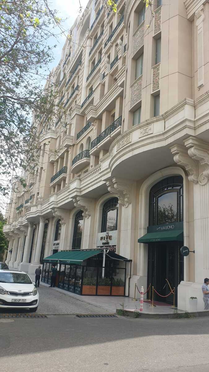 Satılır 4 otaqlı yeni tikili 350 m² — Mənzil, Bakı (5)