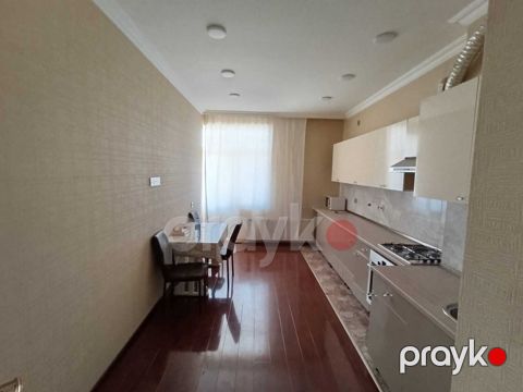 İcarəyə verilir 2 otaqlı yeni tikili 99 m²