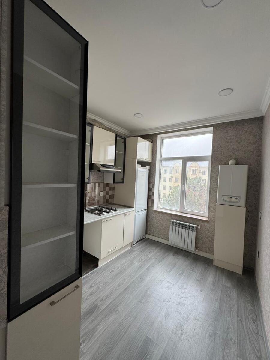 Satılır 3 otaqlı köhnə tikili 80 m² — Mənzil, Bakı (6)