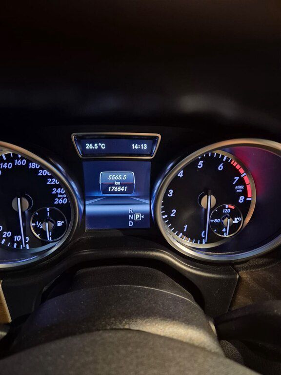 Mercedes ML 400 4MATIC, 3.0 L, 2013 il, 180 000 km — Avtomobillər, Bakı (3)