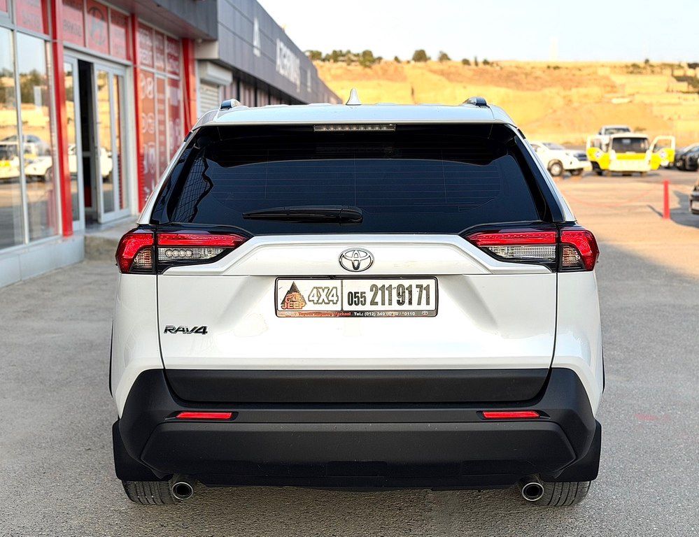 Toyota RAV4, 2.5 L, 2022 il, 91 000 km — Avtomobillər, Bakı (6)