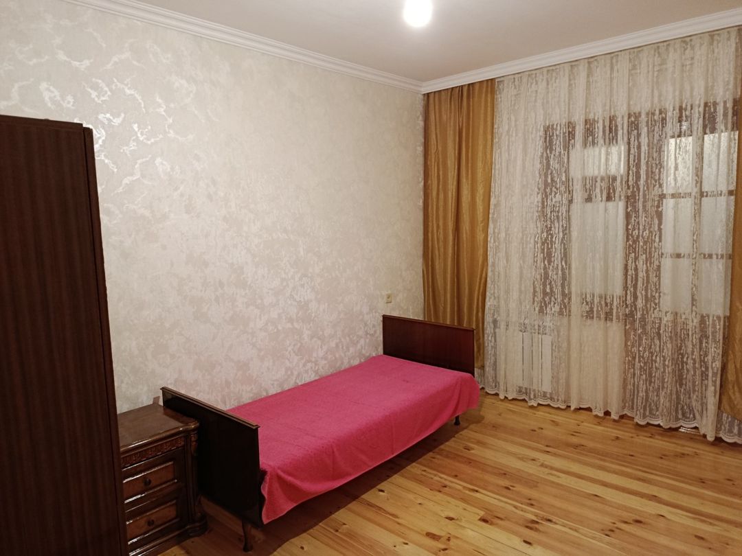 İcarəyə verilir 3 otaqlı köhnə tikili 85 m² — Mənzil, Bakı (5)