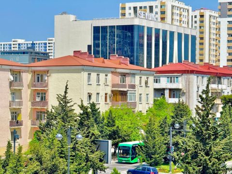 Satılır 3 otaqlı köhnə tikili 90 m² — Bakı