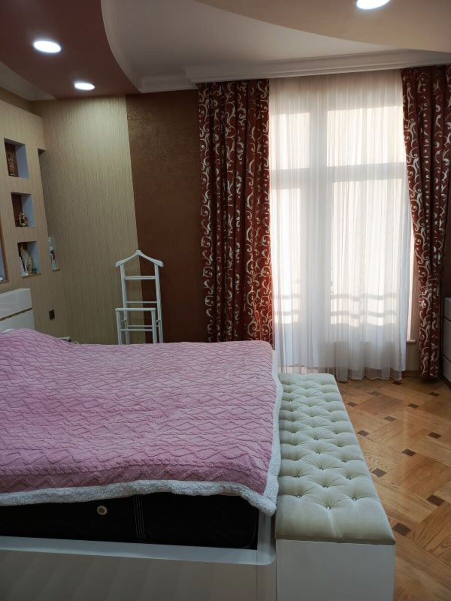 İcarəyə verilir 5 otaqlı yeni tikili 290 m² — Mənzil, Bakı (3)