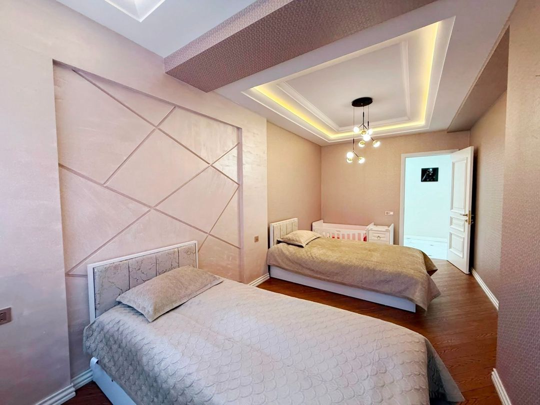 İcarəyə verilir 3 otaqlı yeni tikili 130 m² — Mənzil, Bakı (11)