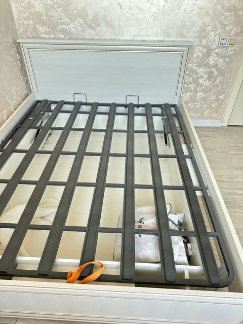 Taxt satilir 150azn.Olcu 160x2.Matras yoxdu.Bazalidi.Ideal — Bakı