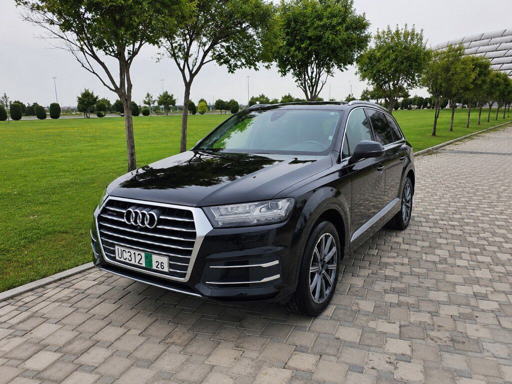 Audi Q7, 2.0 L, 2019 il, 185 000 km — Avtomobillər, Bakı (2)