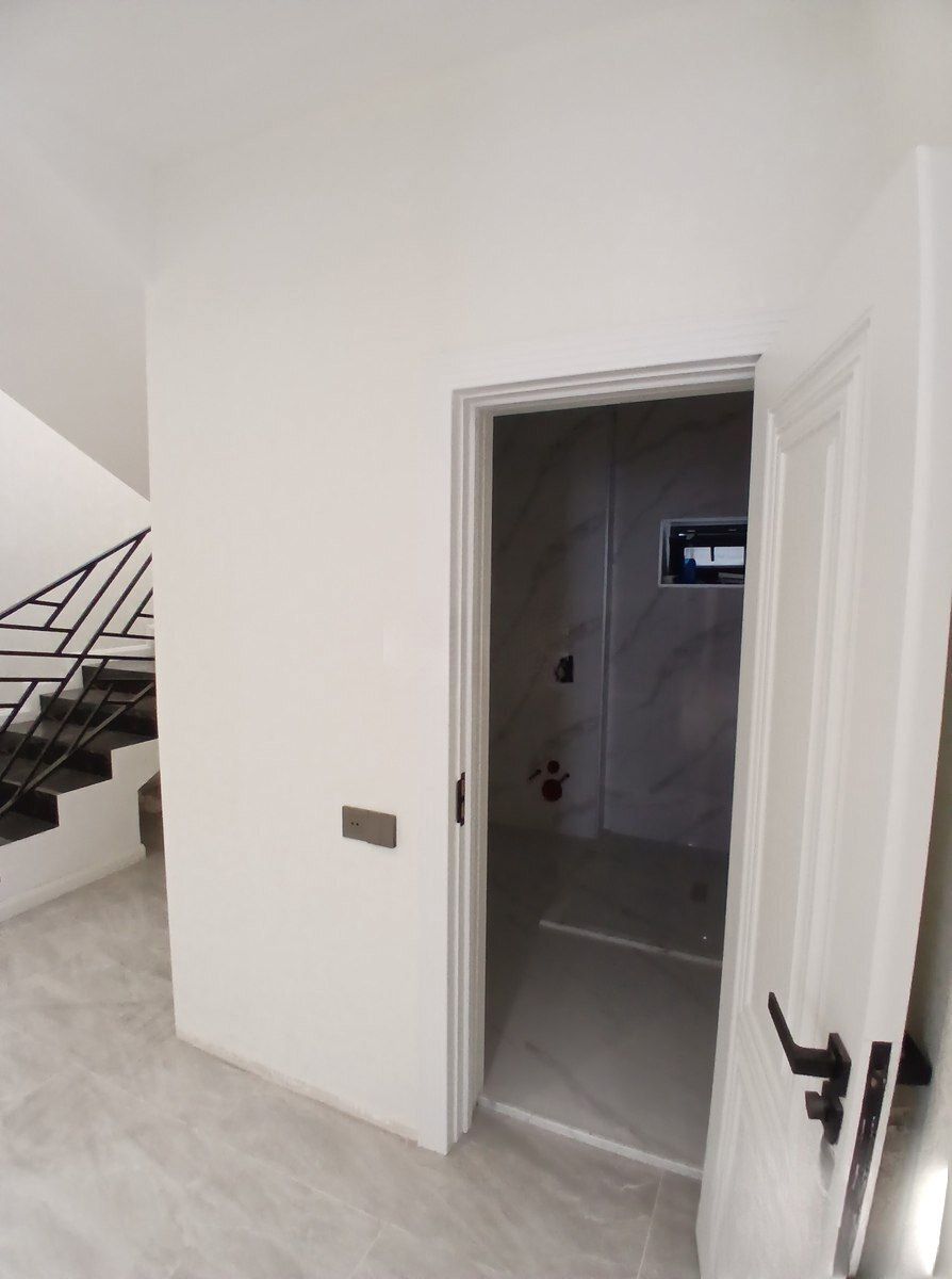 Satılır 5 otaqlı həyət evi/bağ evi 250 m² — Ev, villa, Bakı (10)