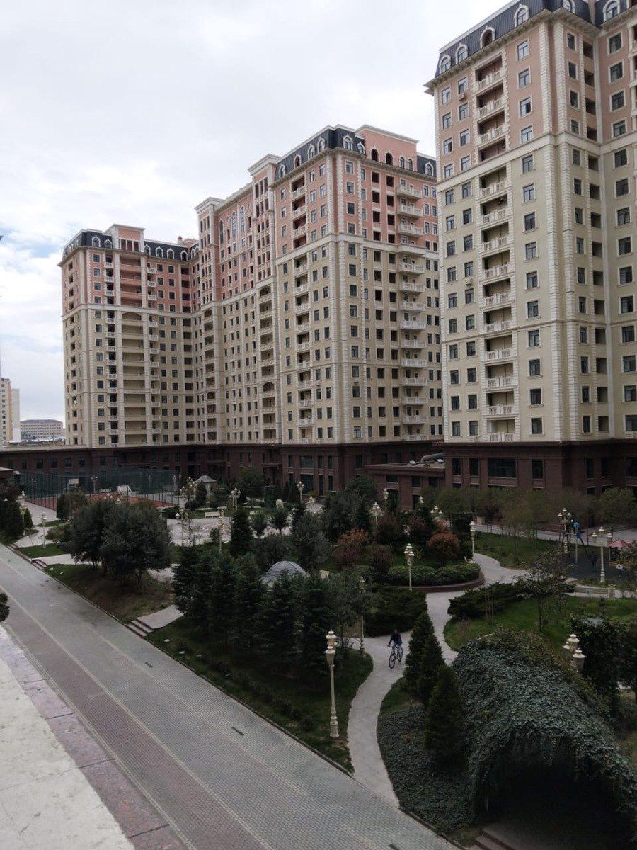 Satılır 2 otaqlı yeni tikili 86 m² — Mənzil, Bakı