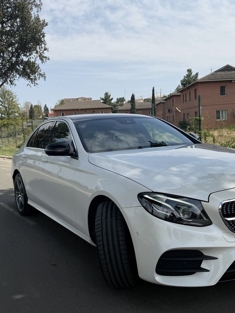 Mercedes E 300, 2.0 L, 2019 il, 110 000 km — Avtomobillər, Gəncə (3)