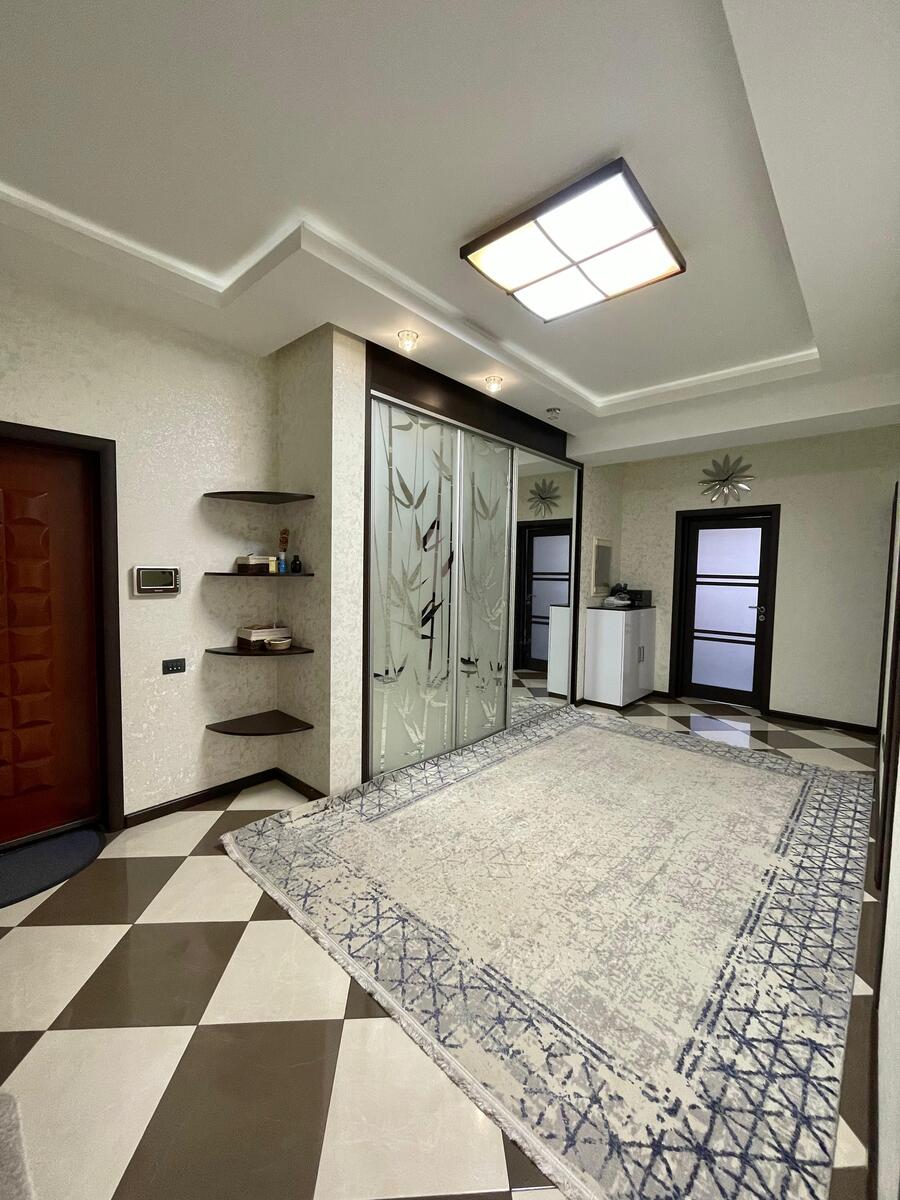 Satılır 3 otaqlı yeni tikili 121 m² — Mənzil, Bakı (2)