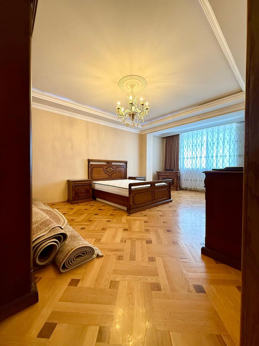 Satılır 4 otaqlı yeni tikili 170 m² — Mənzil, Bakı (10)
