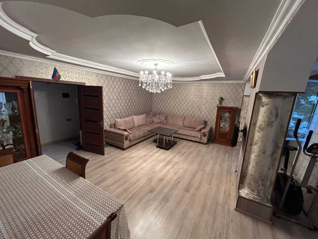 Satılır 4 otaqlı köhnə tikili 110 m² — Mənzil, Bakı (3)