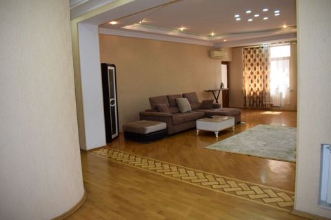 İcarəyə verilir 3 otaqlı yeni tikili 140 m² — Bakı