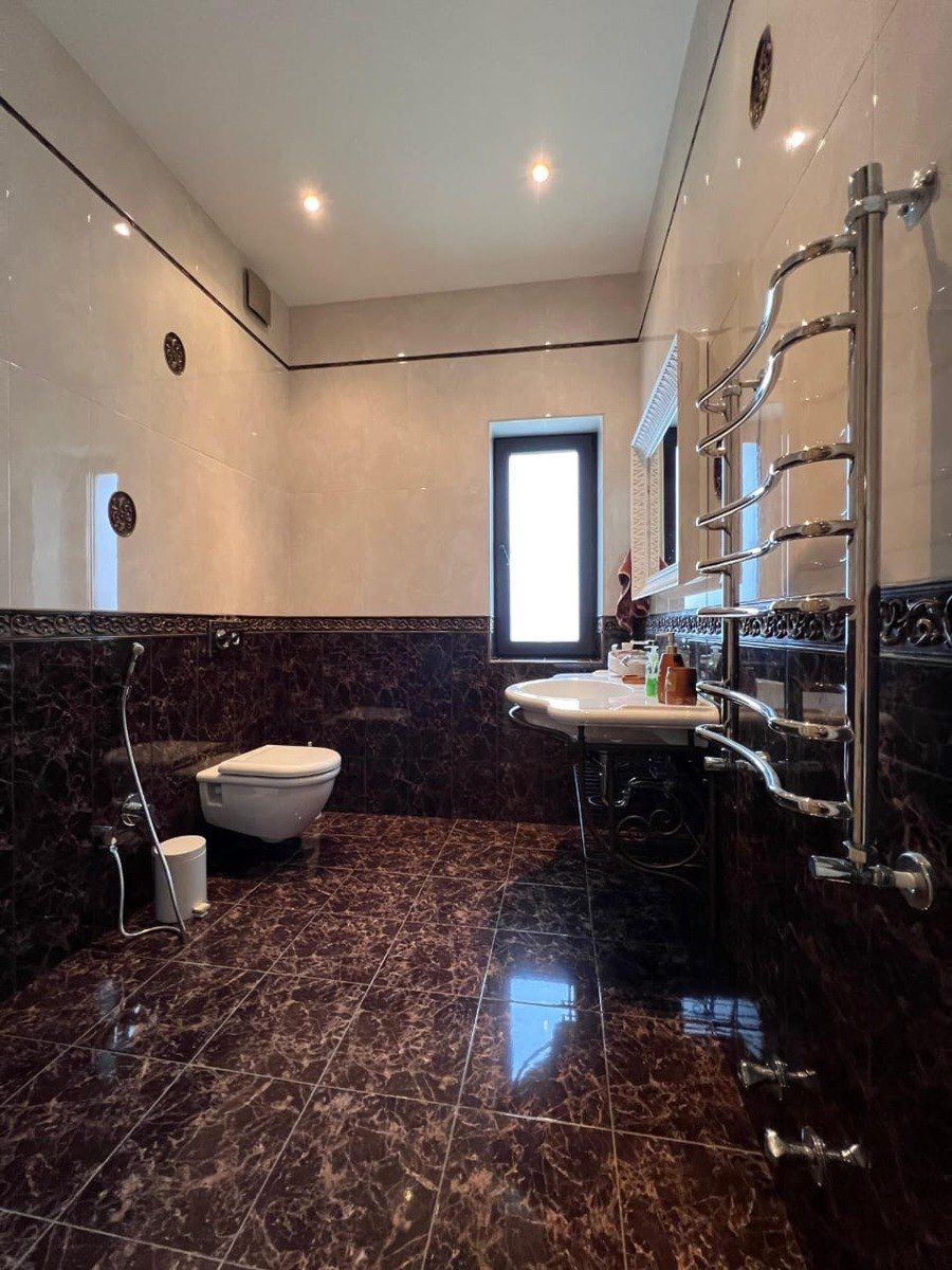 Satılır 7 otaqlı həyət evi/bağ evi 500 m² — Ev, villa, Bakı (10)