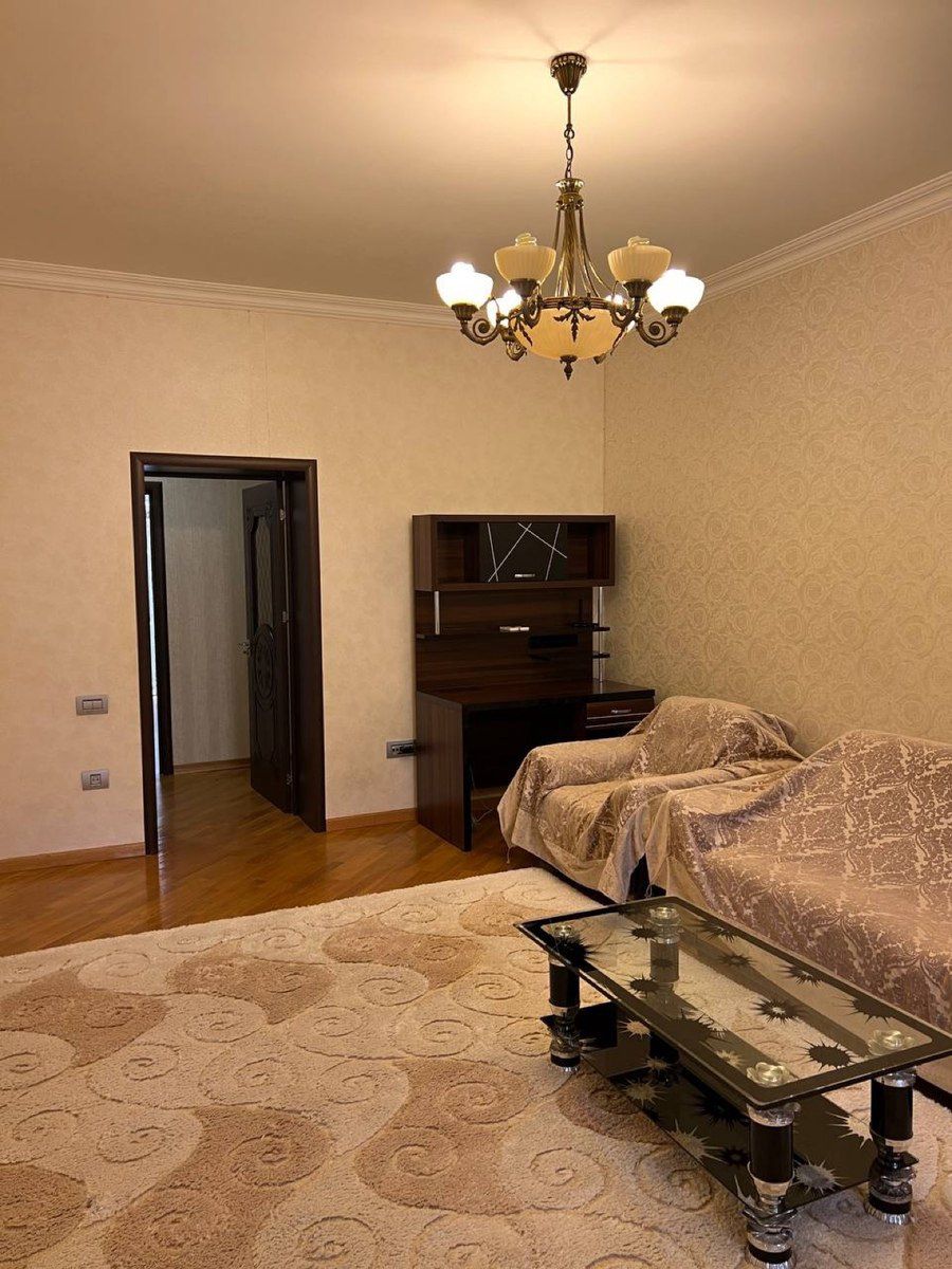 2-otaqlı mənzil kirayə verilir, Adil İsgəndərov küç., 65 m² — Mənzil, Bakı (3)