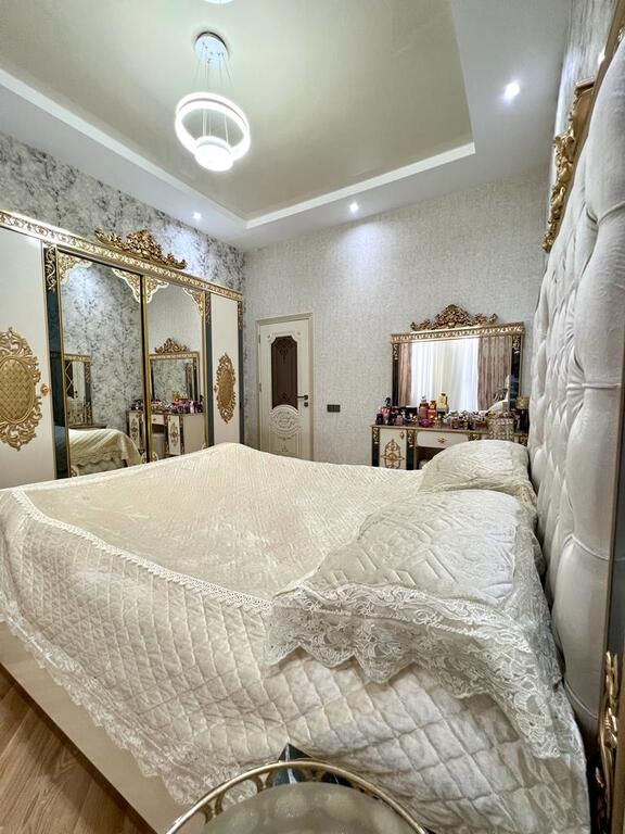 Satılır 6 otaqlı yeni tikili 360 m² — Mənzil, Bakı (9)