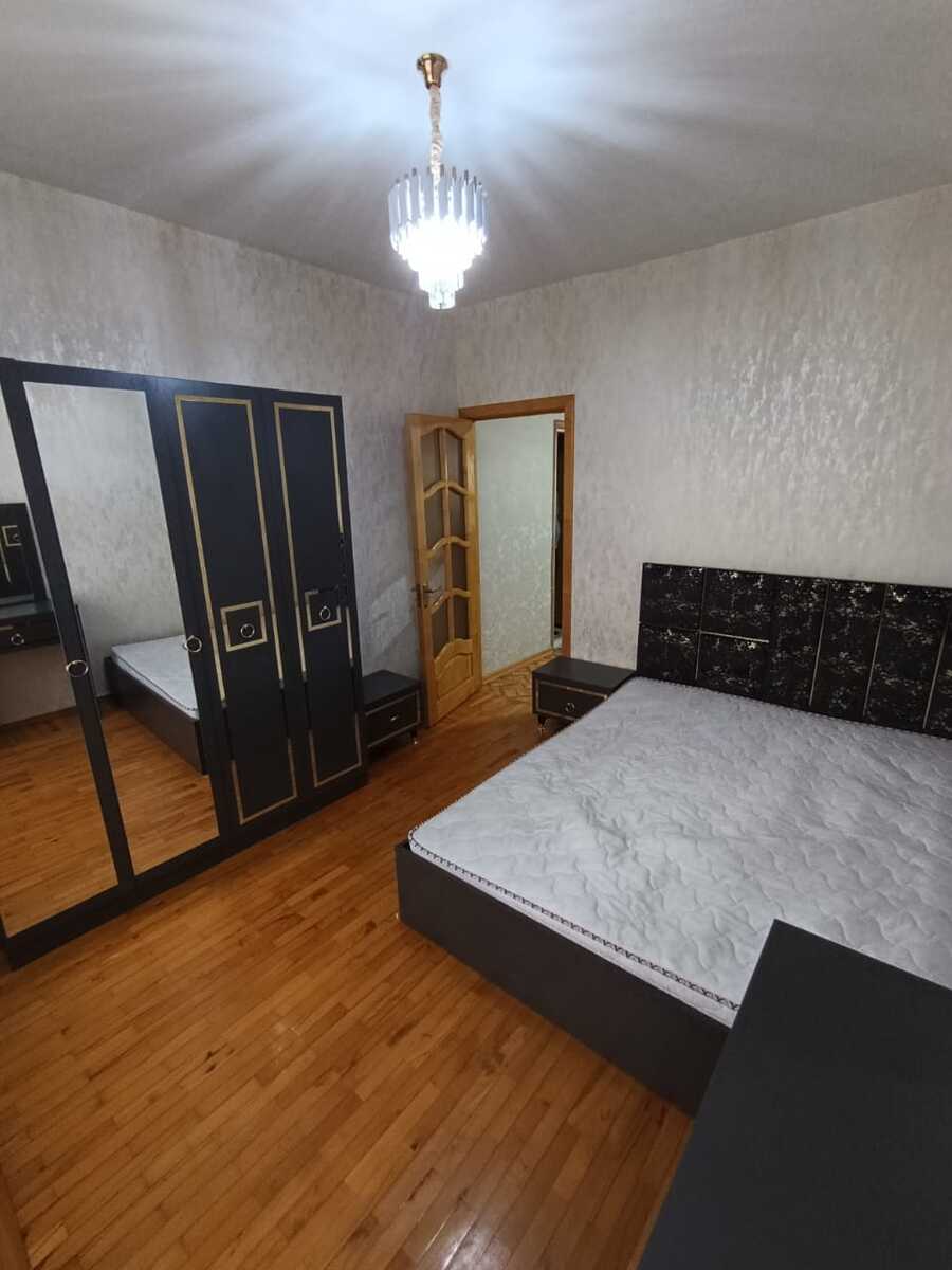 Satılır 2 otaqlı köhnə tikili 55 m² — Mənzil, Bakı (3)