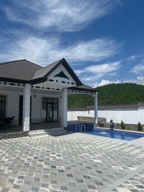 İcarəyə verilir 5 otaqlı həyət evi/bağ evi 125 m² — Qəbələ
