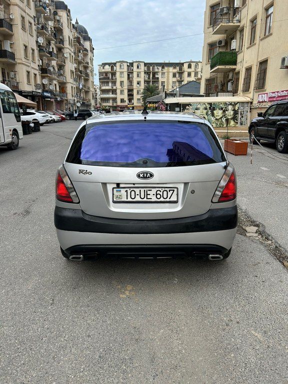 Kia Rio, 1.4 L, 2005 il, 327 000 km — Avtomobillər, Bakı (10)