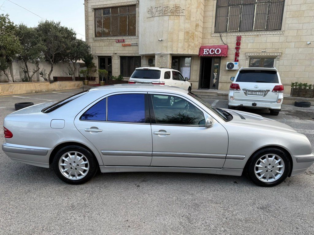 Mercedes E 240, 2.4 L, 2000 il, 270 000 km — Avtomobillər, Bakı (7)