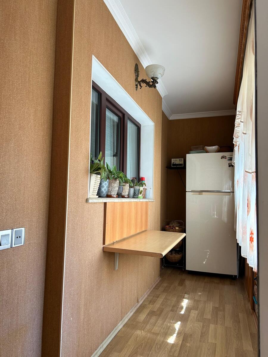 Satılır 4 otaqlı köhnə tikili 100 m² — Mənzil, Bakı (8)