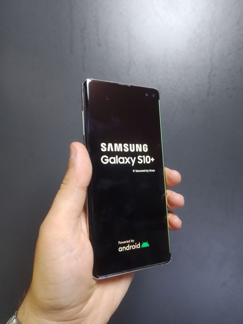 Samsung Galaxy S10 Plus, 128 GB, rəng - Qara, Simsiz şarj — Masazır