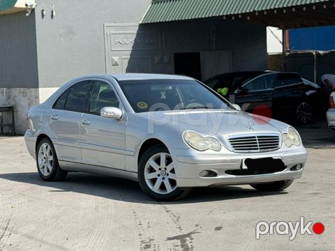 Mercedes C 180, 2.0 L, 2002 il, 315 000 km
