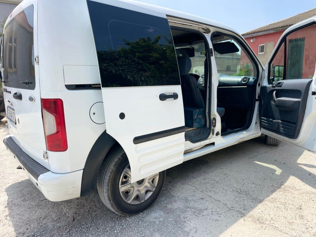 Ford Tourneo Connect, 1.8 L, 2010 il, 340 000 km — Avtomobillər, Bakı (4)