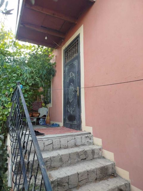 Satılır 4 otaqlı həyət evi/bağ evi 104 m² — Bakı
