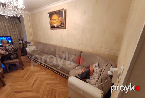 Satılır 3 otaqlı köhnə tikili 110 m² — Bakı