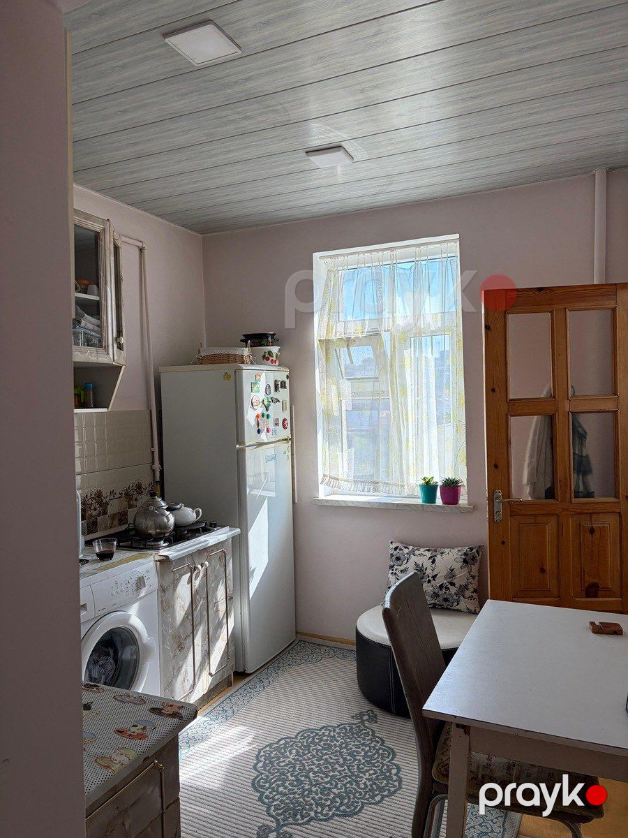 Satılır 2 otaqlı köhnə tikili 63 m² — Mənzil, Bakı (10)