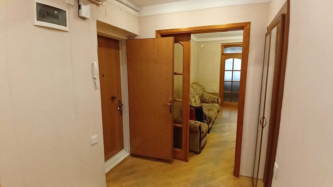 İcarəyə verilir 2 otaqlı köhnə tikili 64 m² — Mənzil, Bakı (4)
