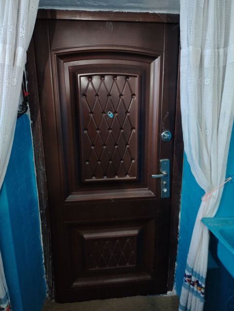 Dəmir giriş qapısı 2 zamoklu — Digah