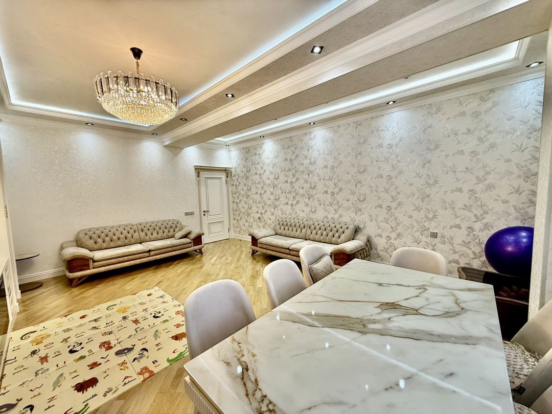 Satılır 4 otaqlı yeni tikili 140 m² — Mənzil, Bakı (3)
