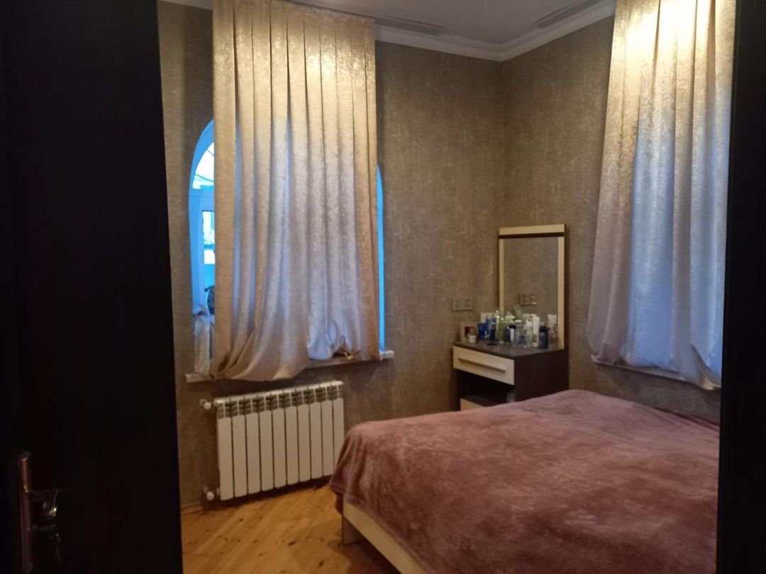 Satılır 5 otaqlı həyət evi/bağ evi 210 m² — Ev, villa, Bakı (7)