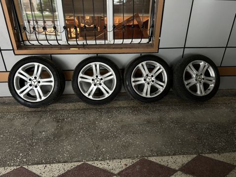 Tekerler 3-4 ayın tekeridir. 245-45-17 Arxa Dısklerde svarka var — Sumqayıt