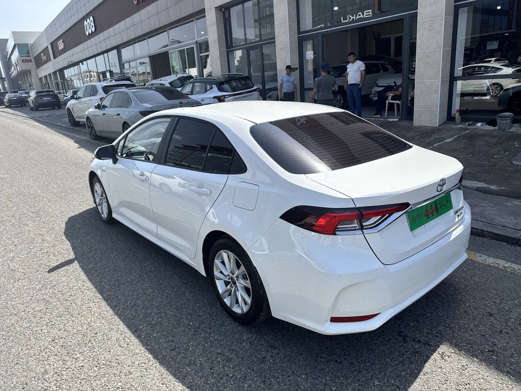 Toyota Corolla, 1.8 L, 0.85 kWh, 2024 il, 37 000 km — Avtomobillər, Bakı (5)